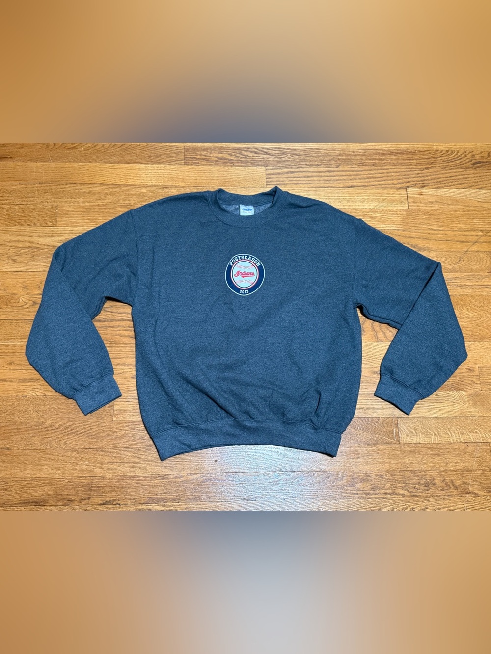 2013 Cleveland Indians Postseason Staff Sweatshirt Crewneck Gray Gildan (Medium)